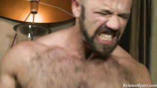 Beardy (Jay Moore, Felipe Ferro)