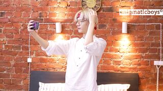 Gentle Punishment (Carl, Maxime)